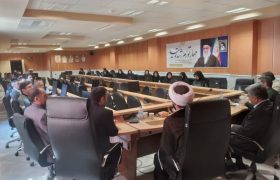 هدف دشمن نشانه گرفتن اعتقادات، باورها و ارزش‌های مردم است