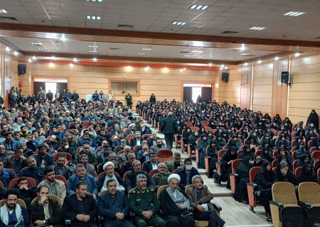دیدار ۱۰ میلیون نفری بسیجیان با ولی امر مسلمین+تصویر