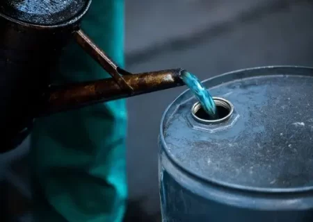 توزیع بیش از ۸ میلیون لیتر نفت سفید جهت مصارف خانگی بخش روستایی